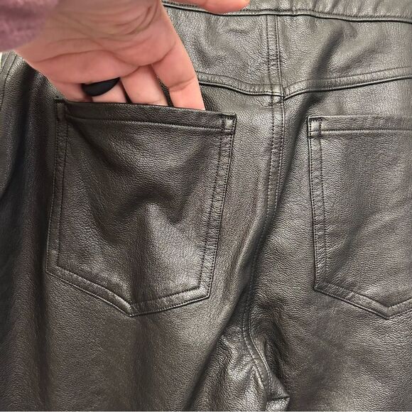Spanx Leather-Like Ankle Skinny Pant Luxe Black Size XS TP - Picture 10 of 16